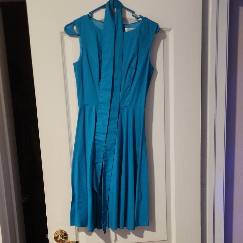 Elegant Blue Sleeveless Dress